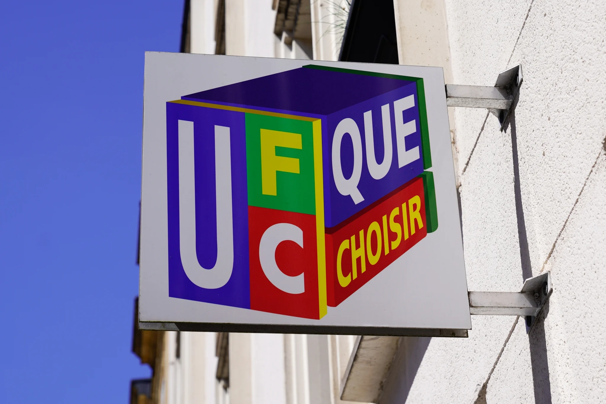 Alerte sur les prix barrés et comparaisons de prix