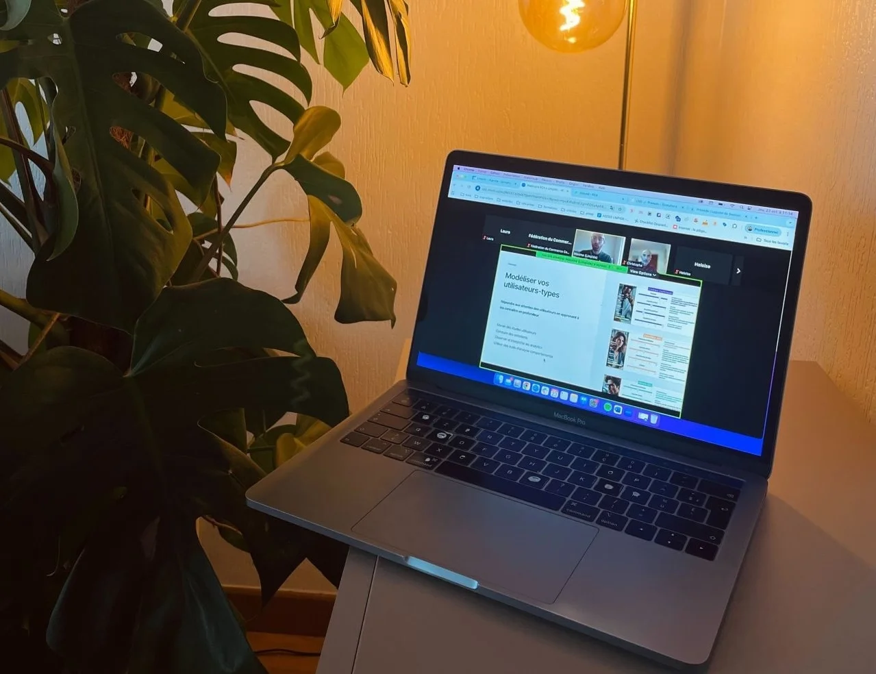 Retrouvez le replay du dernier webinaire de la FCA dédié à l’expérience utilisateur à l’ère de l’IA !
